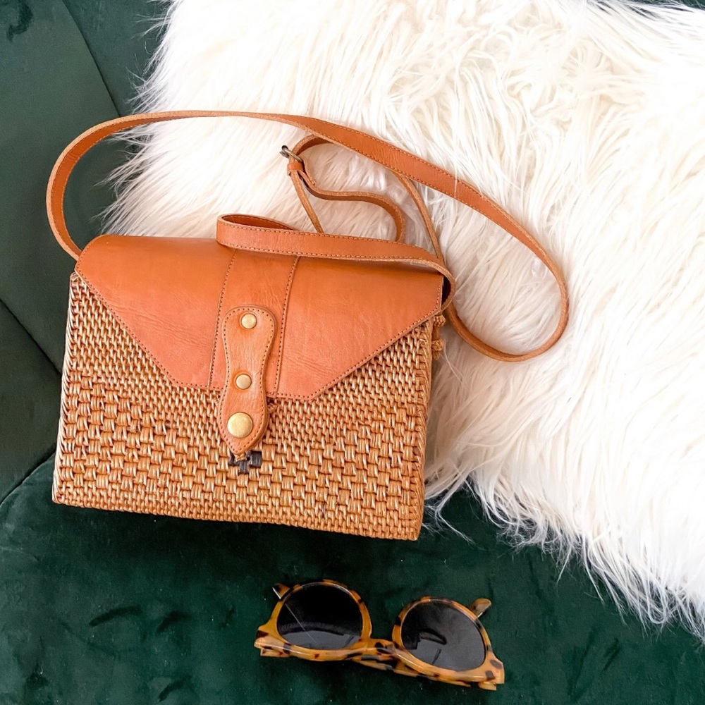 ISO - Sierra Crossbody Leather Straw Bag